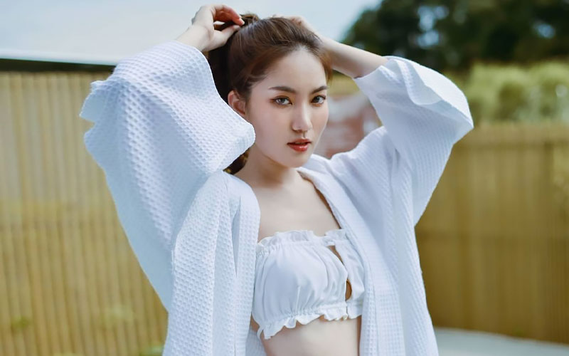 chinese mail order bride on backyard
