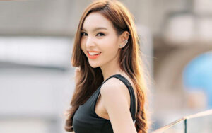 Find Asian Beauty Logo