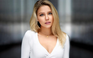 Date Russian Beauty Logo