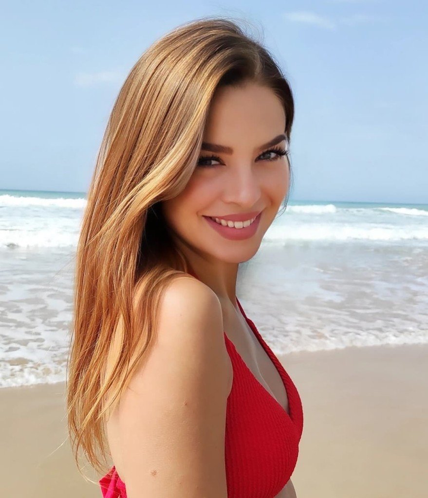 Angelika Profile image 2