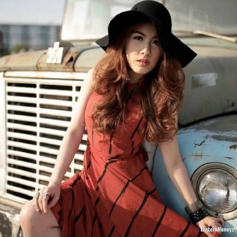 Khwanchanok Profile image 1