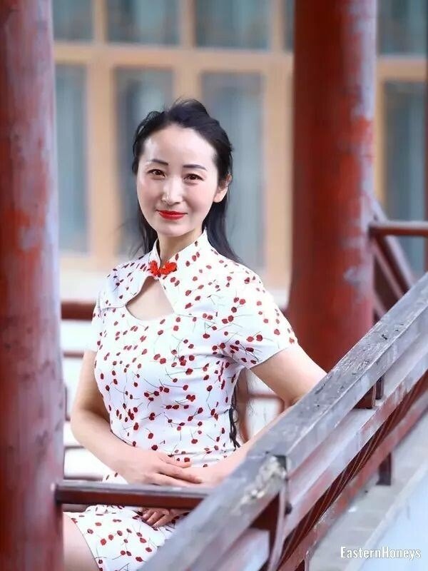 Yufen Profile image 2