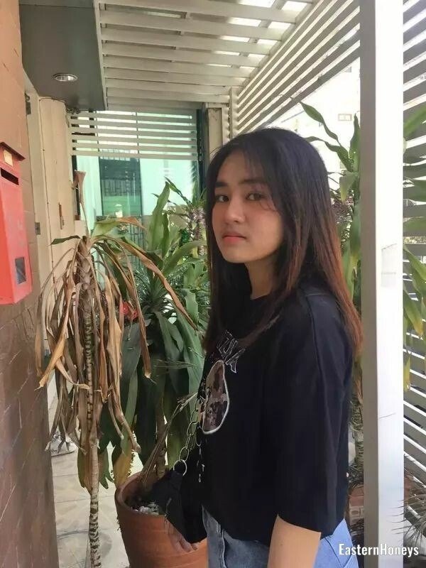 Luna Profile image 2