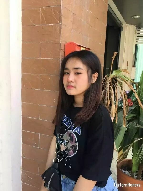 Luna Profile image 3