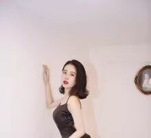 Claire Profile image 4