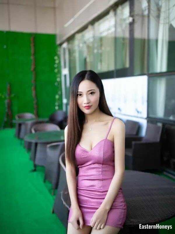Yaxin Liu Profile image 1