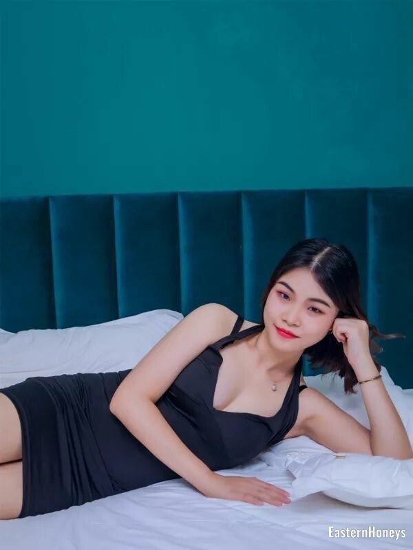 Emily Profile image 1