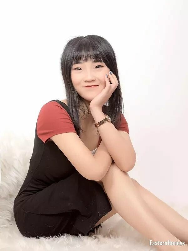 Ella Profile image 5