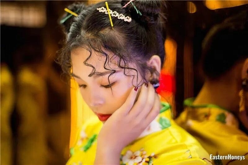 Yiting Profile image 3