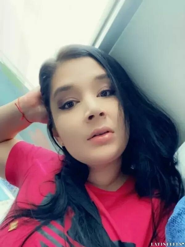 Daniela Profile image 5