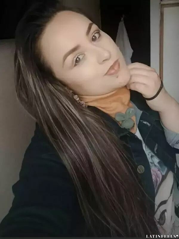 Sandra Profile image 2