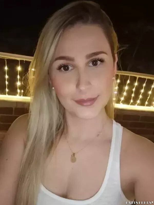Jharly Profile image 3
