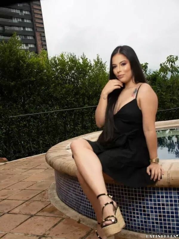 Yasmara Profile image 4