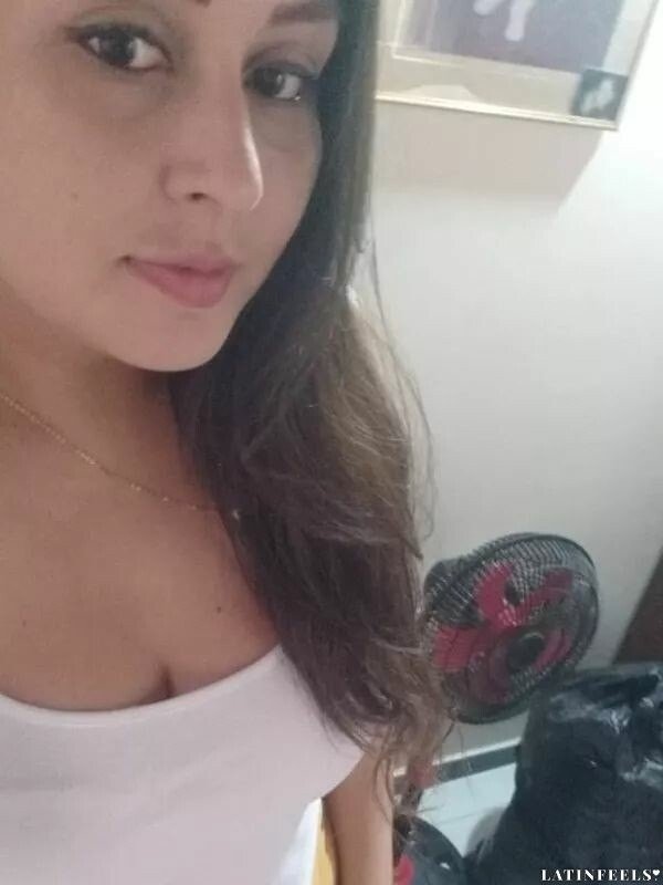 Luisa Profile image 2