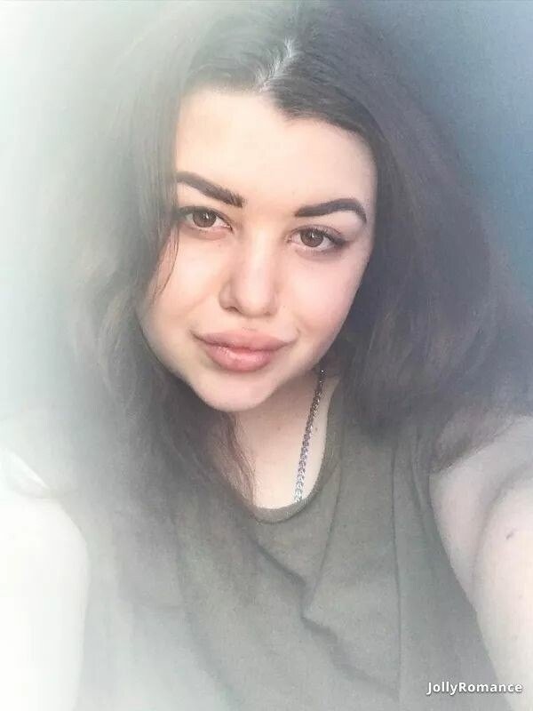 Olivia Profile image 2