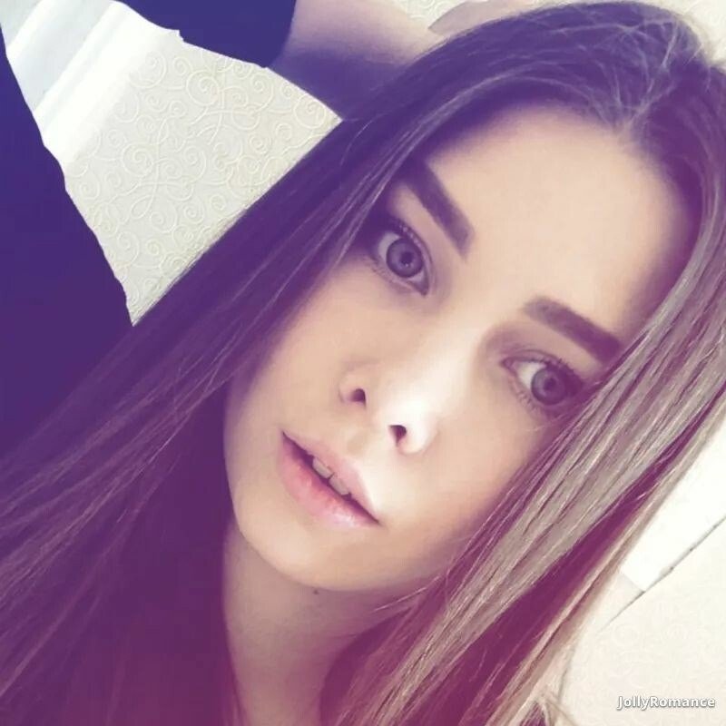 Cara Profile image 4