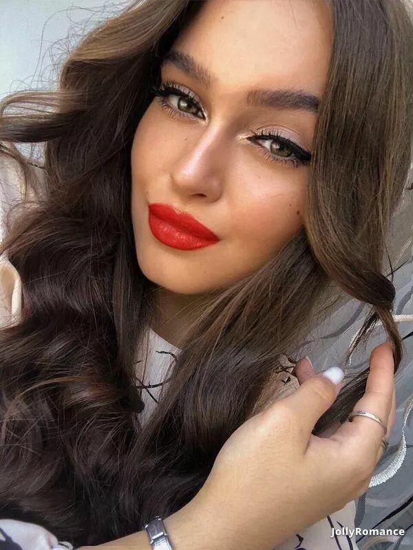Gloria Profile image 5