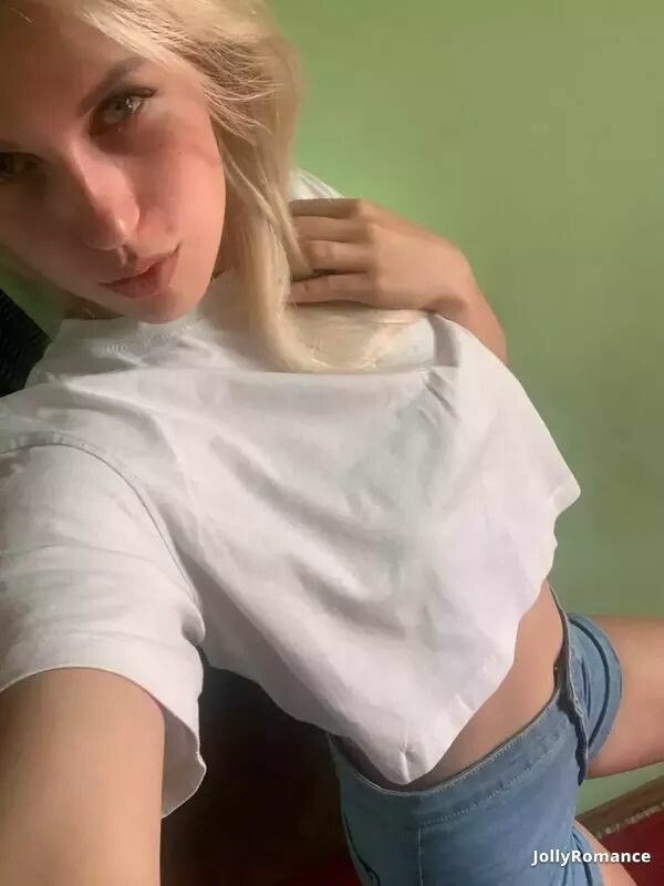 Jade Profile image 5