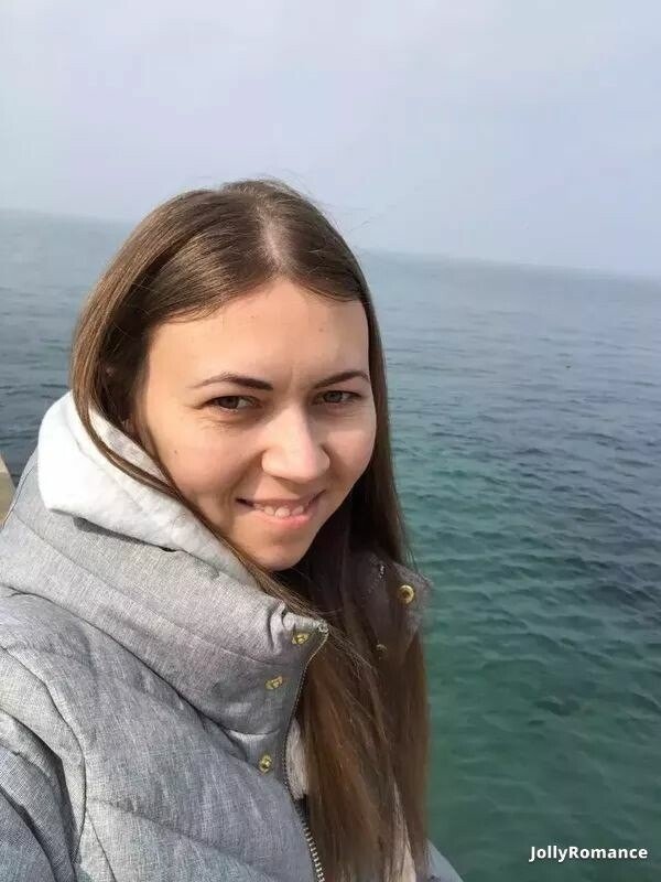 Charlotte Profile image 3