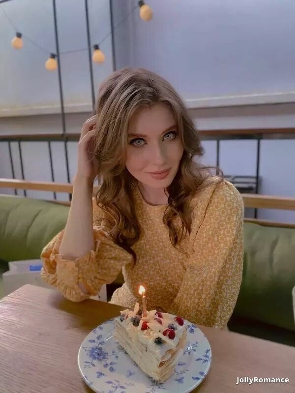 Alex Profile image 2