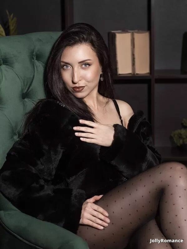 Niamh Profile image 1