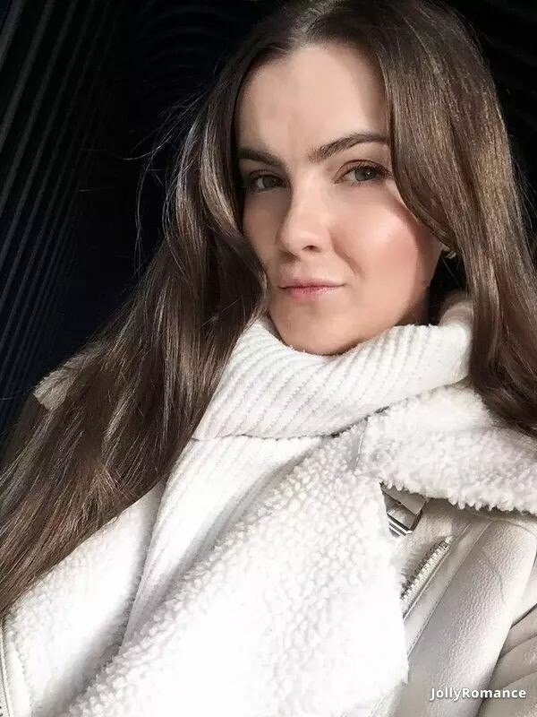 Caroline Profile image 1
