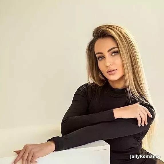 Sabrina Profile image 2