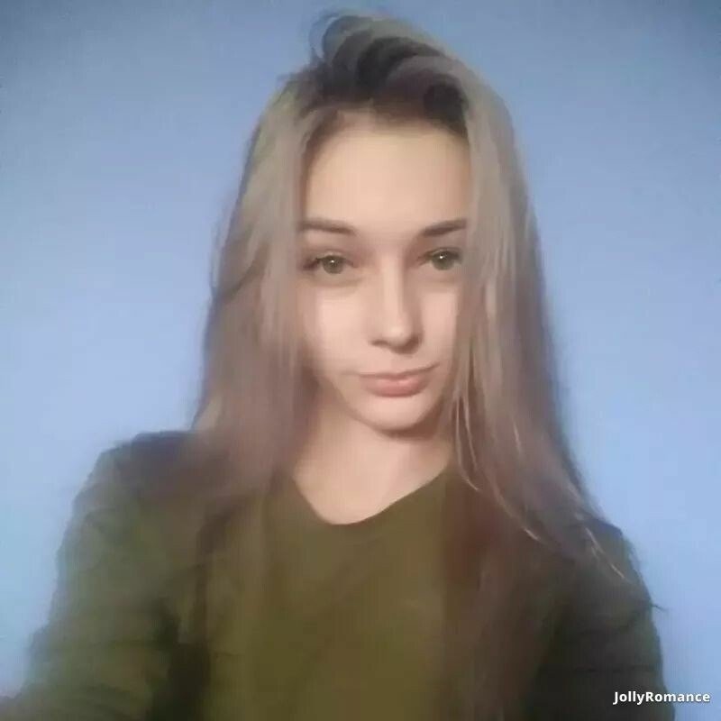 Sarah Profile image 3
