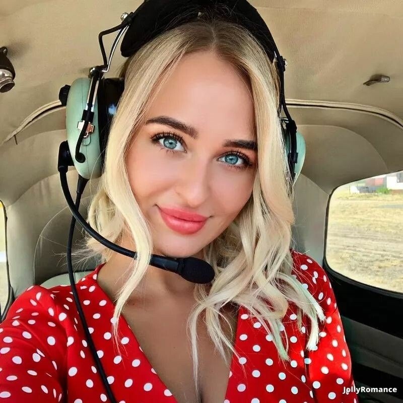 Brianna Profile image 4
