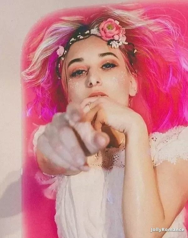 Kristen Profile image 3