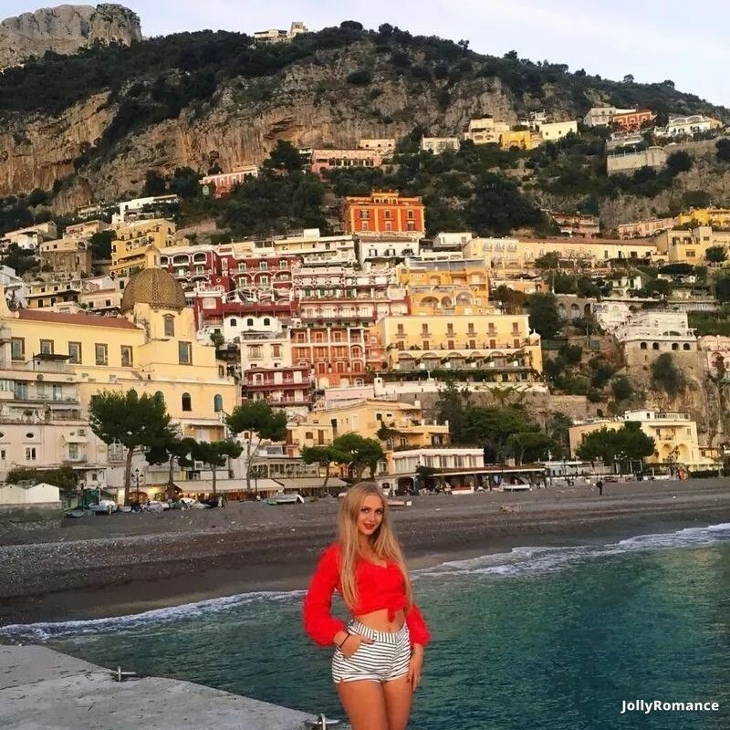 Alexandra Profile image 3