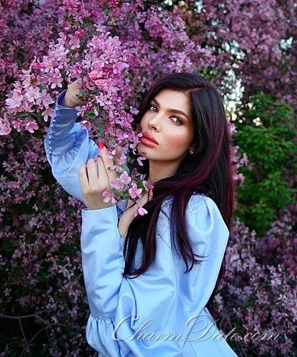 Liya Profile image 1