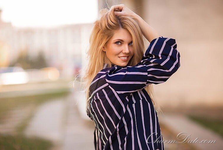 Anya Profile image 1