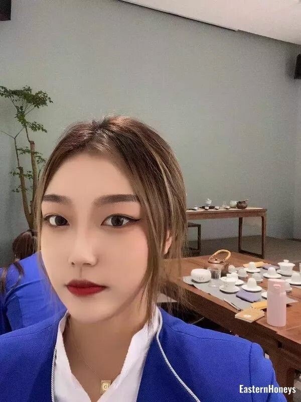 Liping Profile image 5