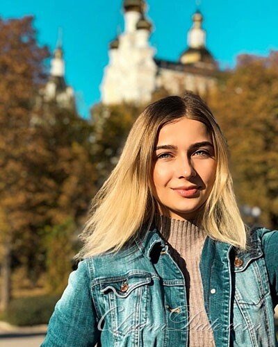 Lera Profile image 3