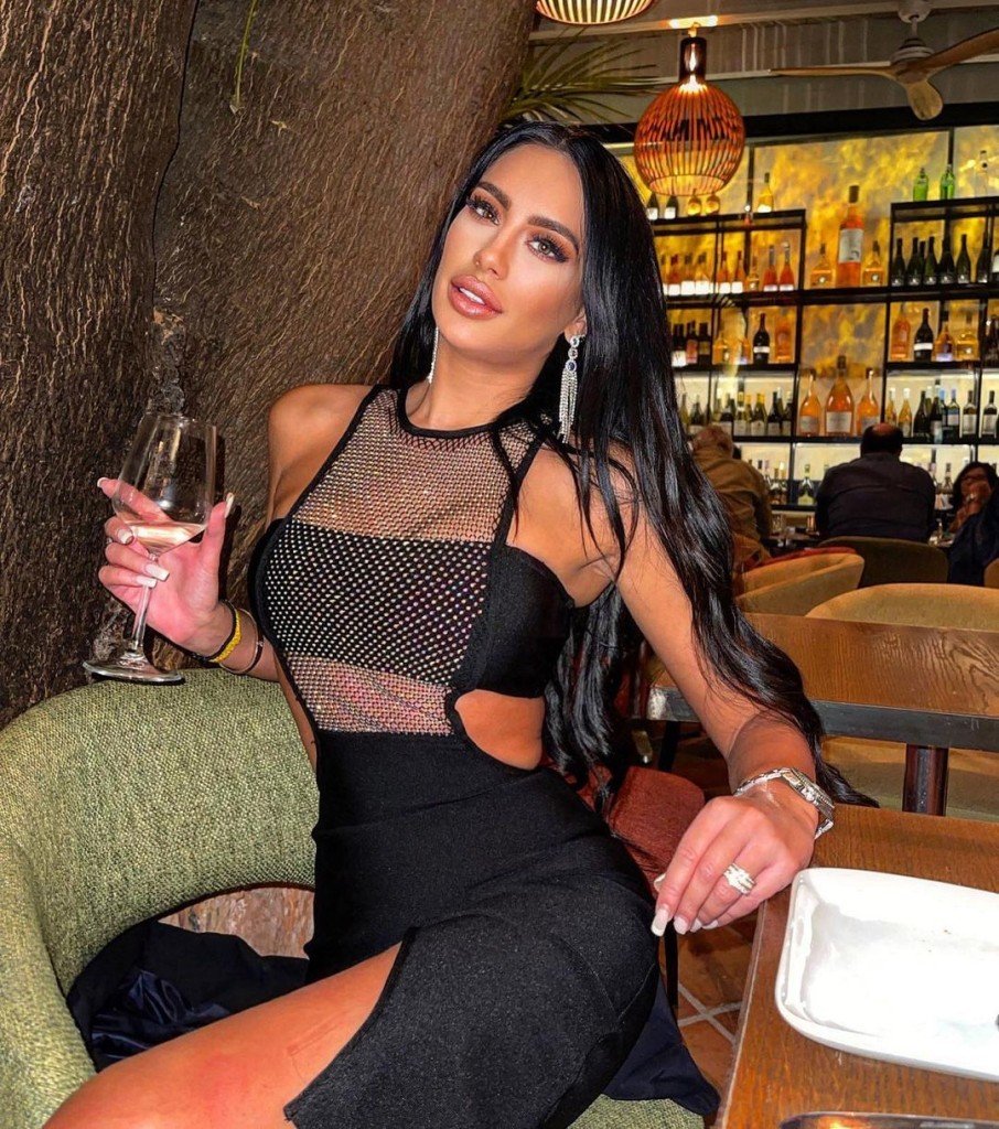 Calissa Profile image 5